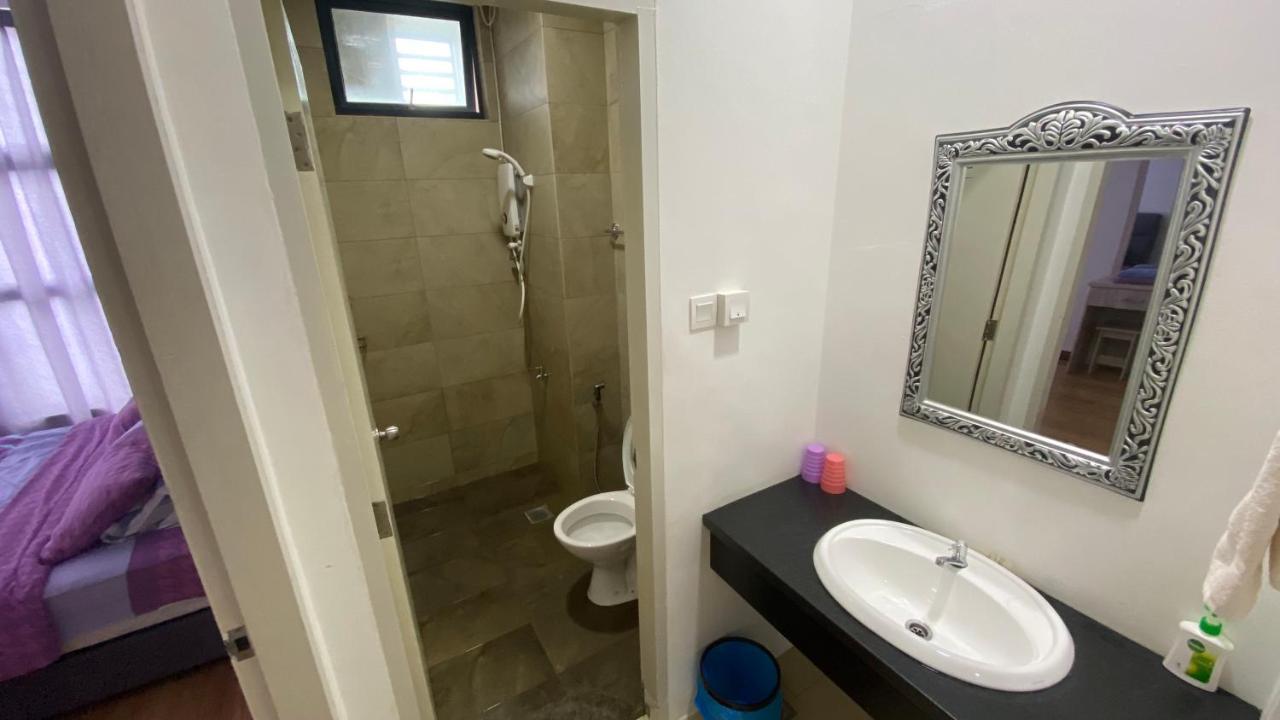 Roxy Apartment Kuching Eksteriør bilde