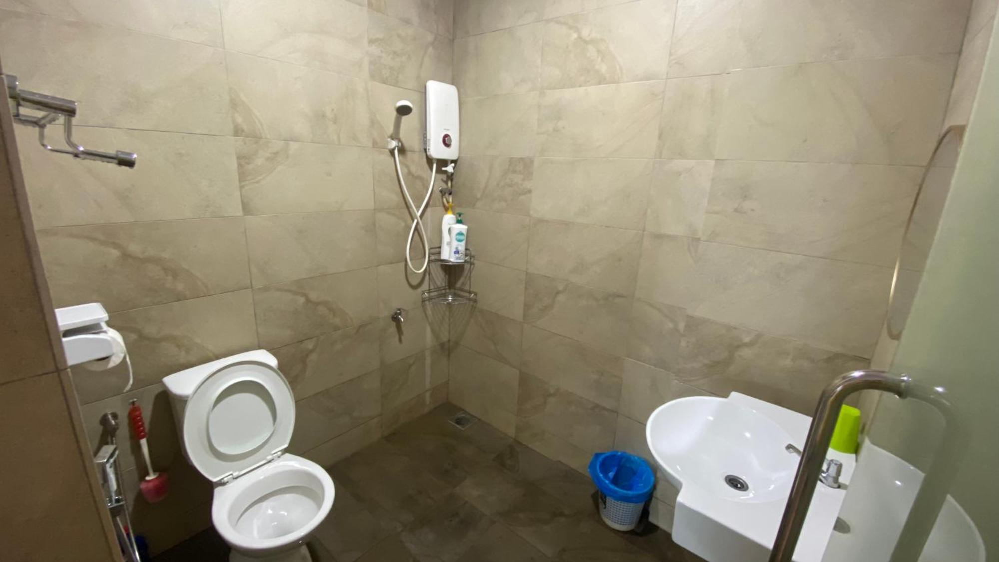 Roxy Apartment Kuching Eksteriør bilde