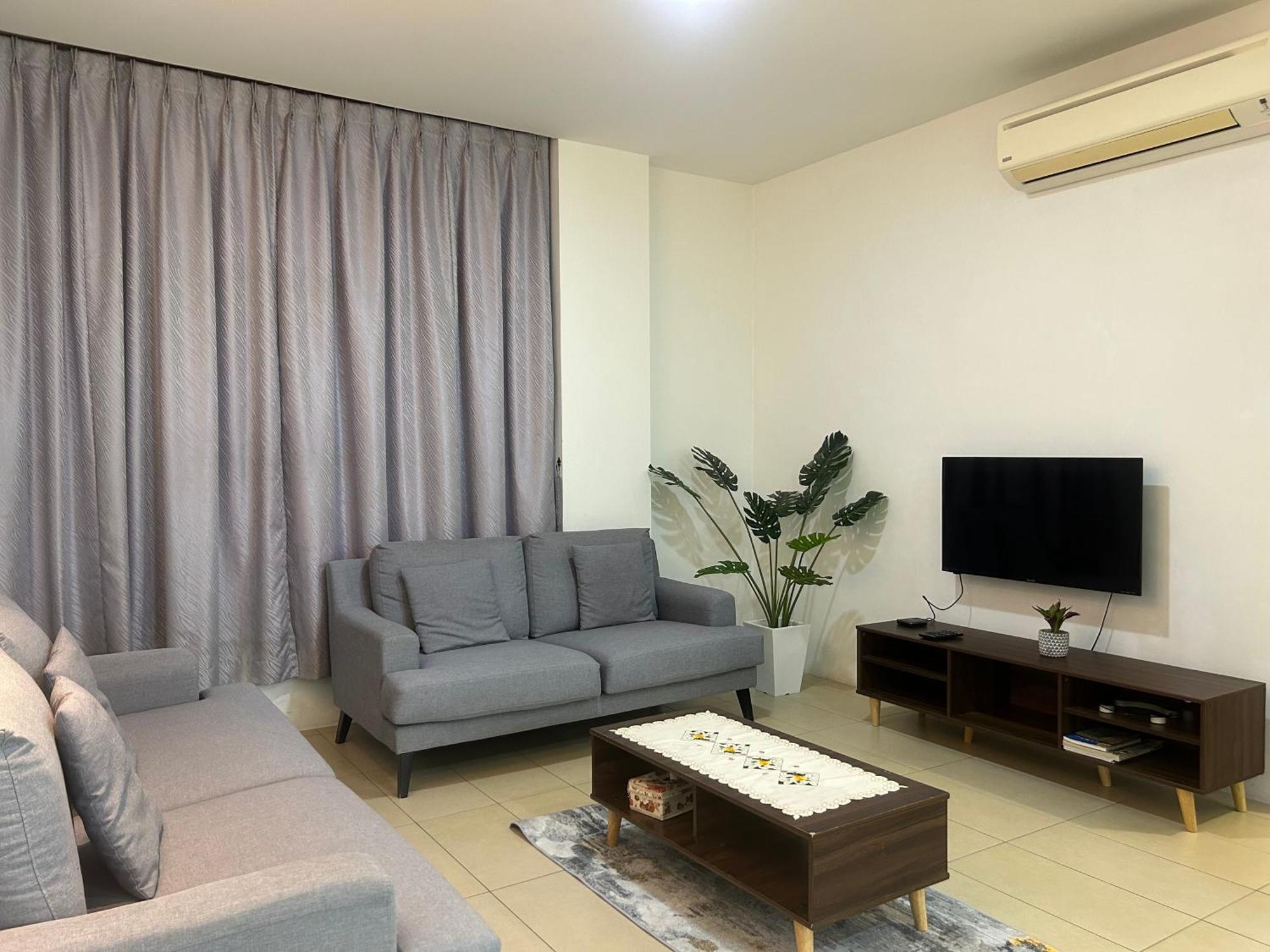 Roxy Apartment Kuching Eksteriør bilde