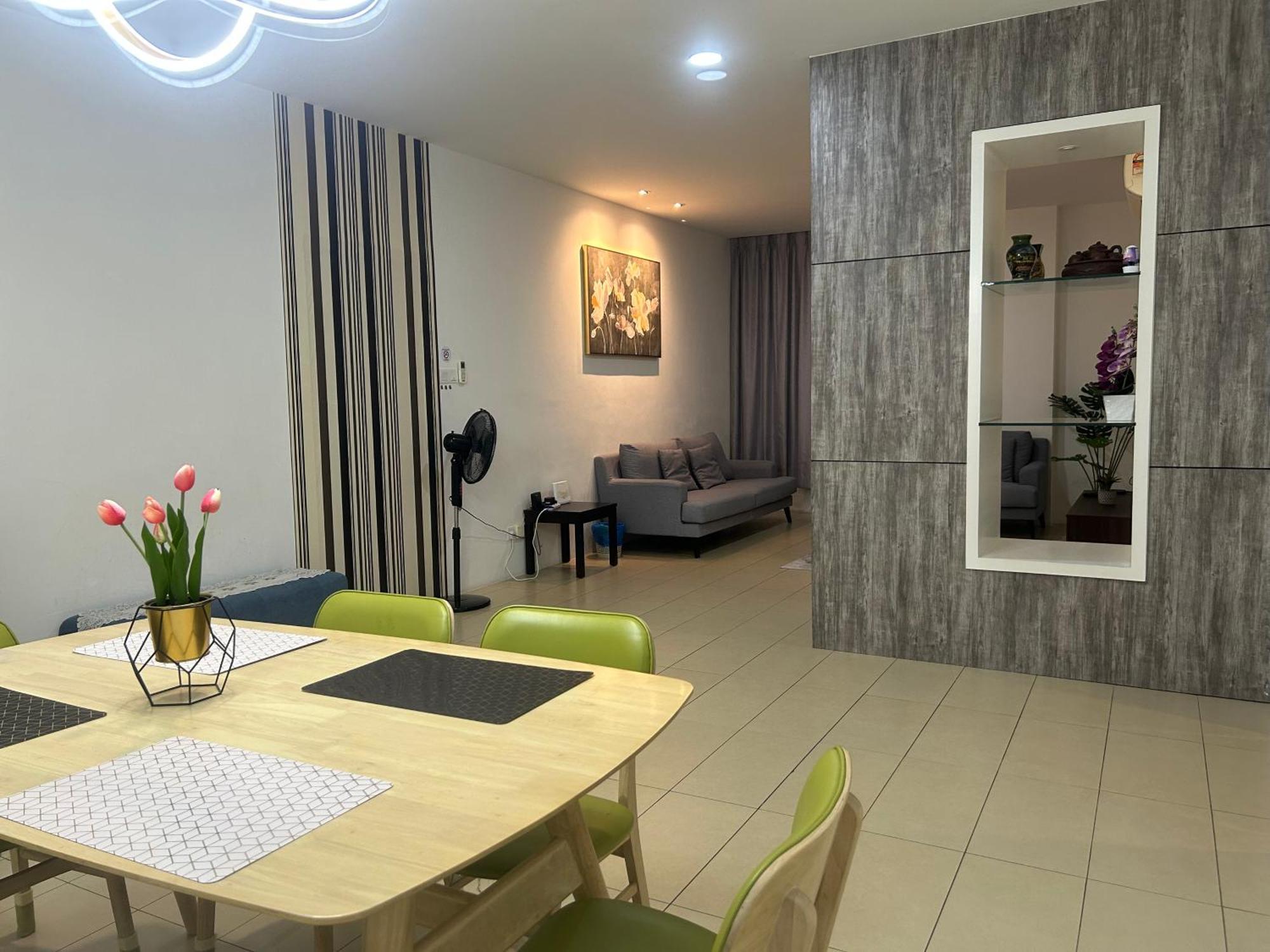 Roxy Apartment Kuching Eksteriør bilde